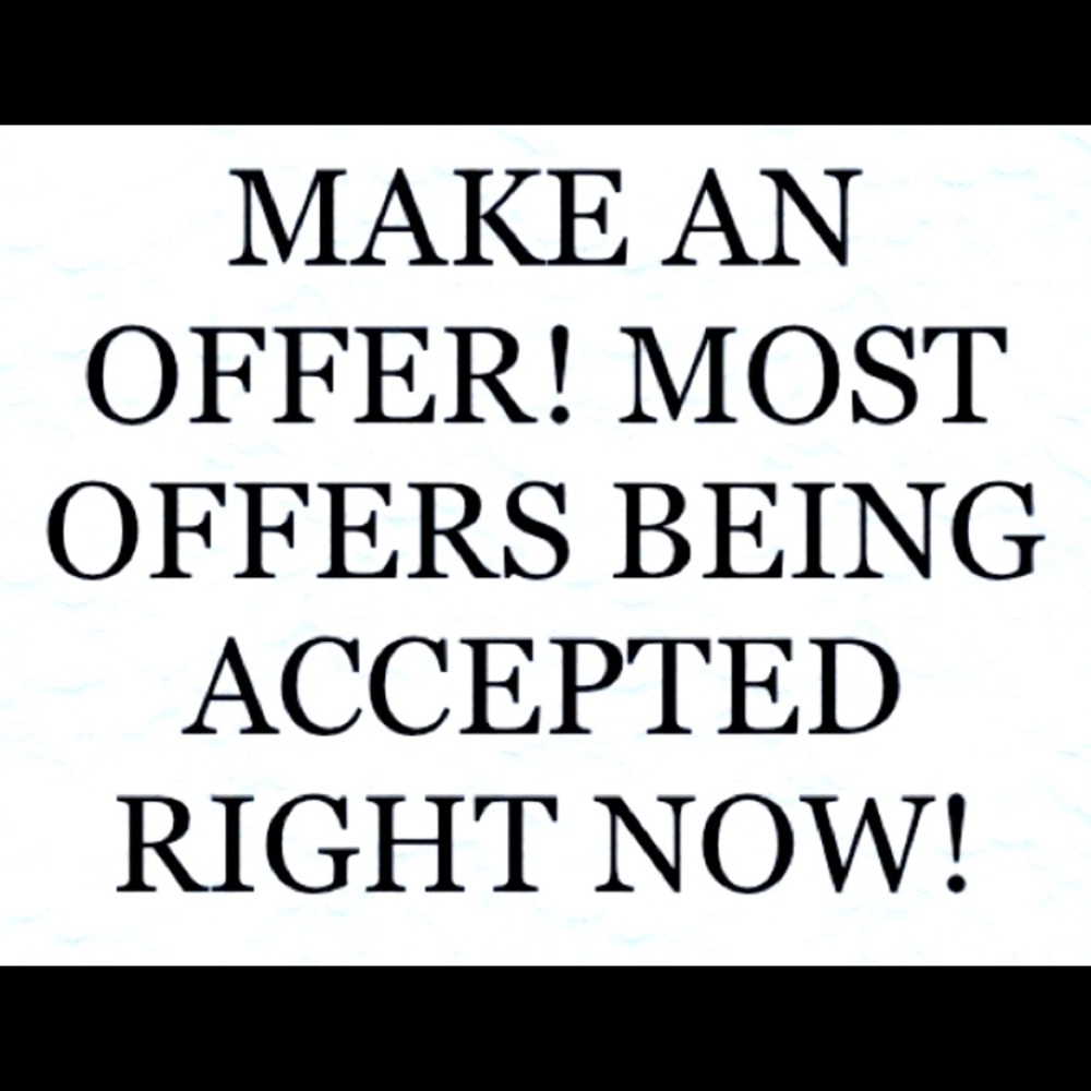 🤑MAKE ME AN OFFER🤑